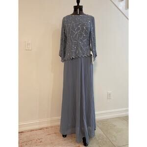 J Kara Women's Round Neck 3/4 Sleeve Beaded Geo Print Long Chiffon Maxi Dress s4